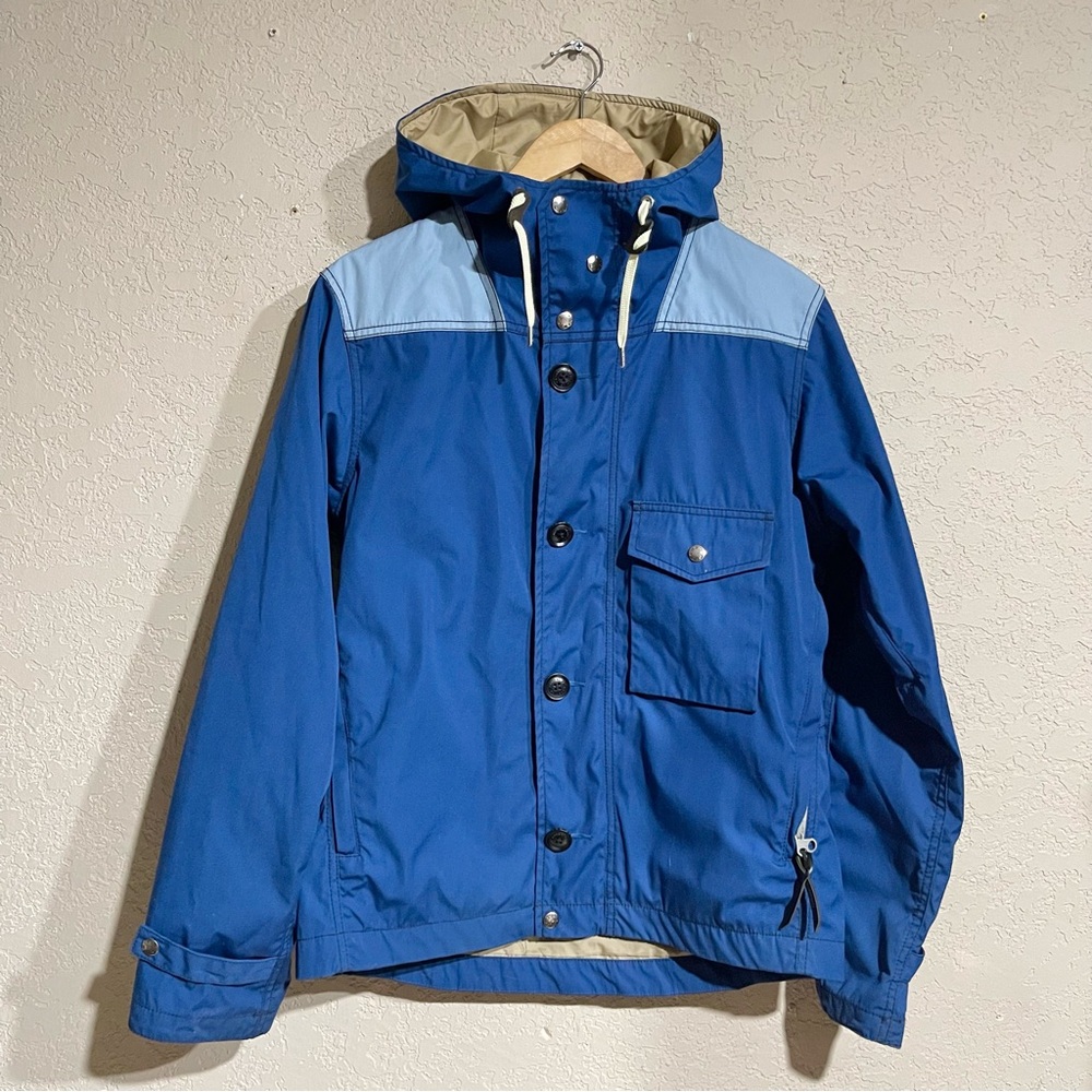 Men's Blue Hooded Outdoor Jacket